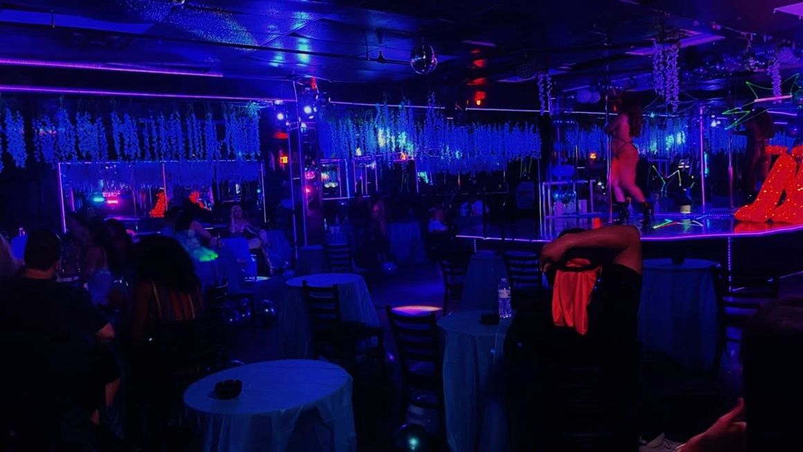 Bar photo 2