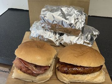Delivery of hot breakfast cobs to Castle Donington & the surrounding areas