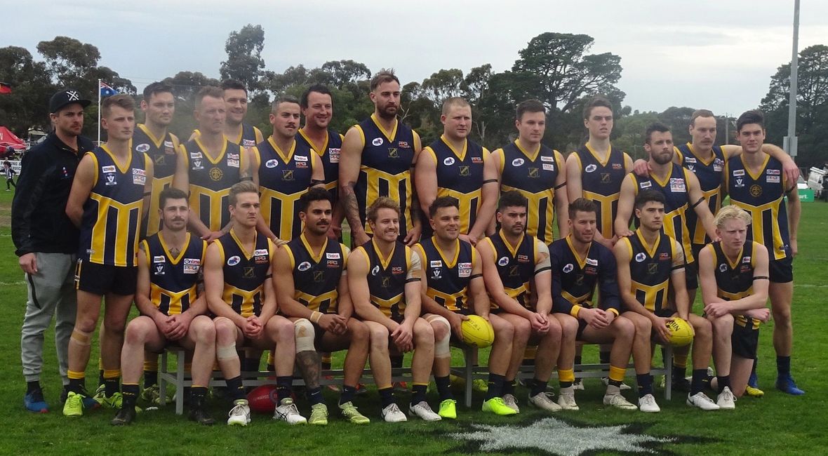 Rupertswood Senior Team Photo - RDFNL Grand Final 2019