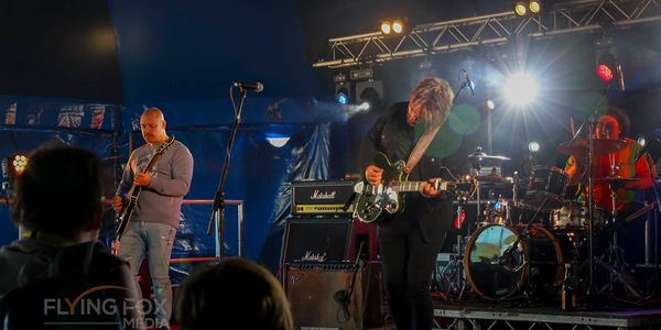 Live streaming of band at Fenacle Pilbara