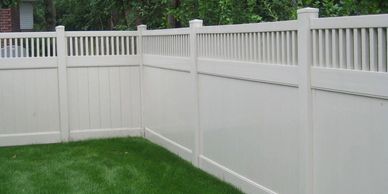 Omaha Fence Contractor with 6' Montauk Vinyl Privacy Fence.