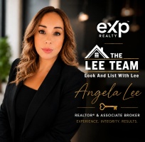 Angela Lee Your Realtor & Associate Broker of  The Lee Team 