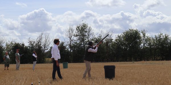 Simulated game shooting