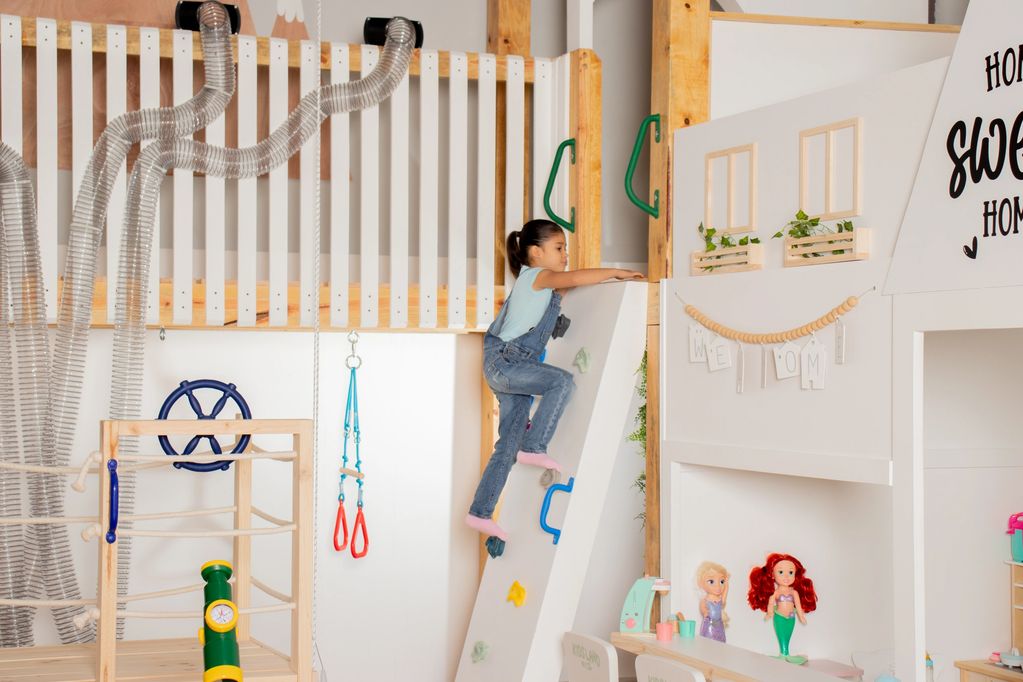 SALON DE FIESTAS INFANTILES COSTA RICA Y ÁREA DE JUEGOS PARA NIÑOS