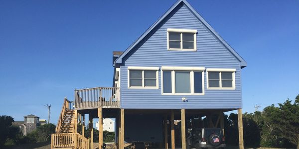 Great beach house, perfect for two families!