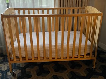 Full Size Folding Crib 