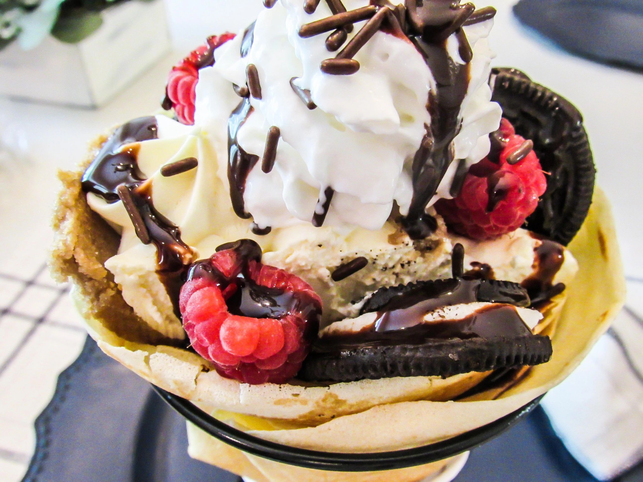 Chef de Crepe Catering, Catering, Food Service, Wedding Caterers