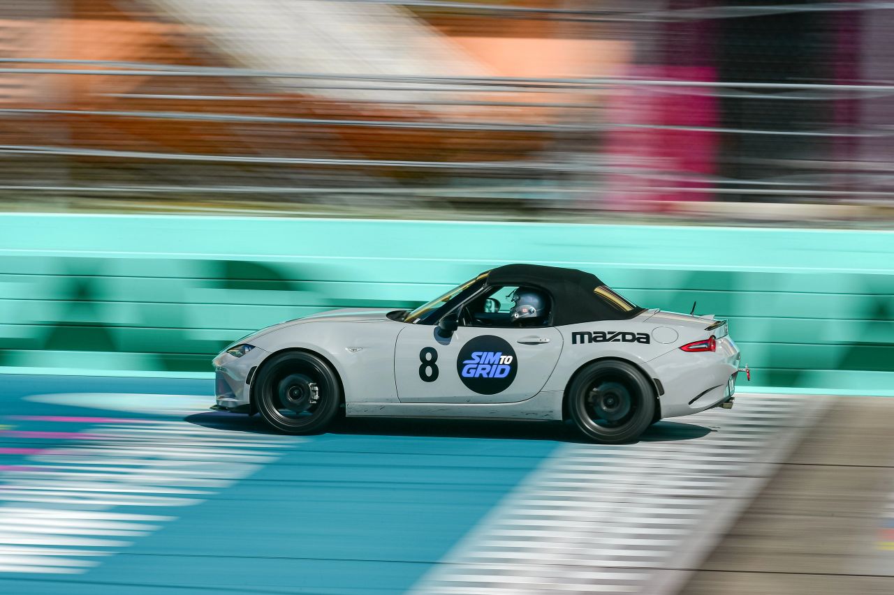 Track car rental from Sim to Grid, Stuart Florida