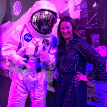 Astronaut with Jacqui at Questacon