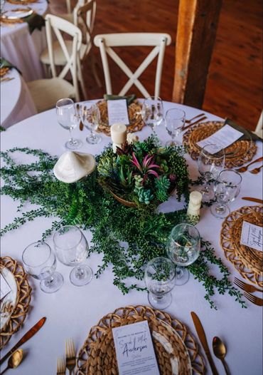 OhioWedding coordination
NortheastOhio
WeddingPlanner WeddingDesign Bride
LuxuryWeddingDesign