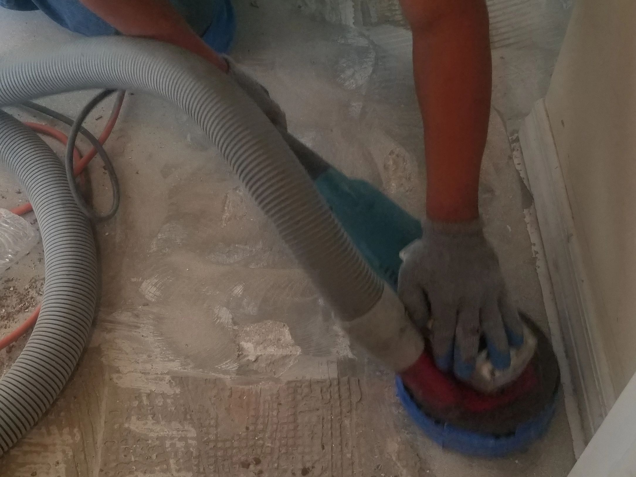 Dustless Tile Removal in Naples Florida Dust Free Tile Removal