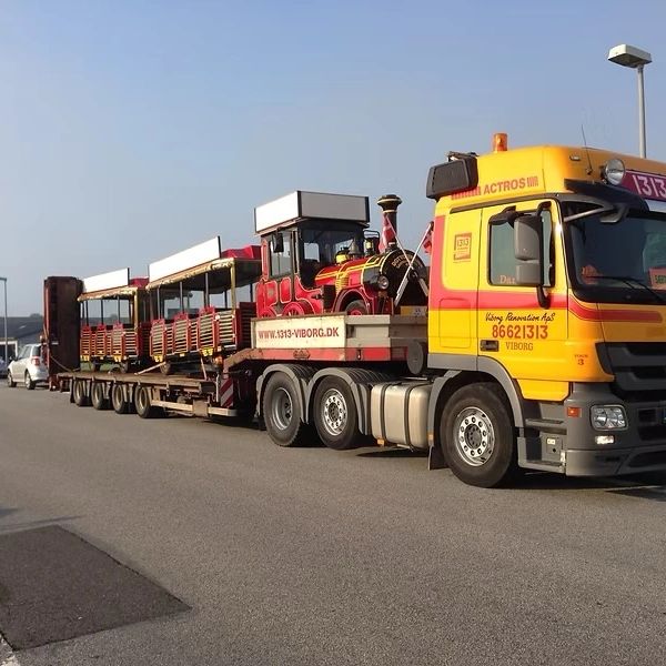 Transport af Dotto Toget