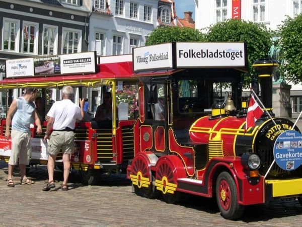Folkebladstoget om sommeren