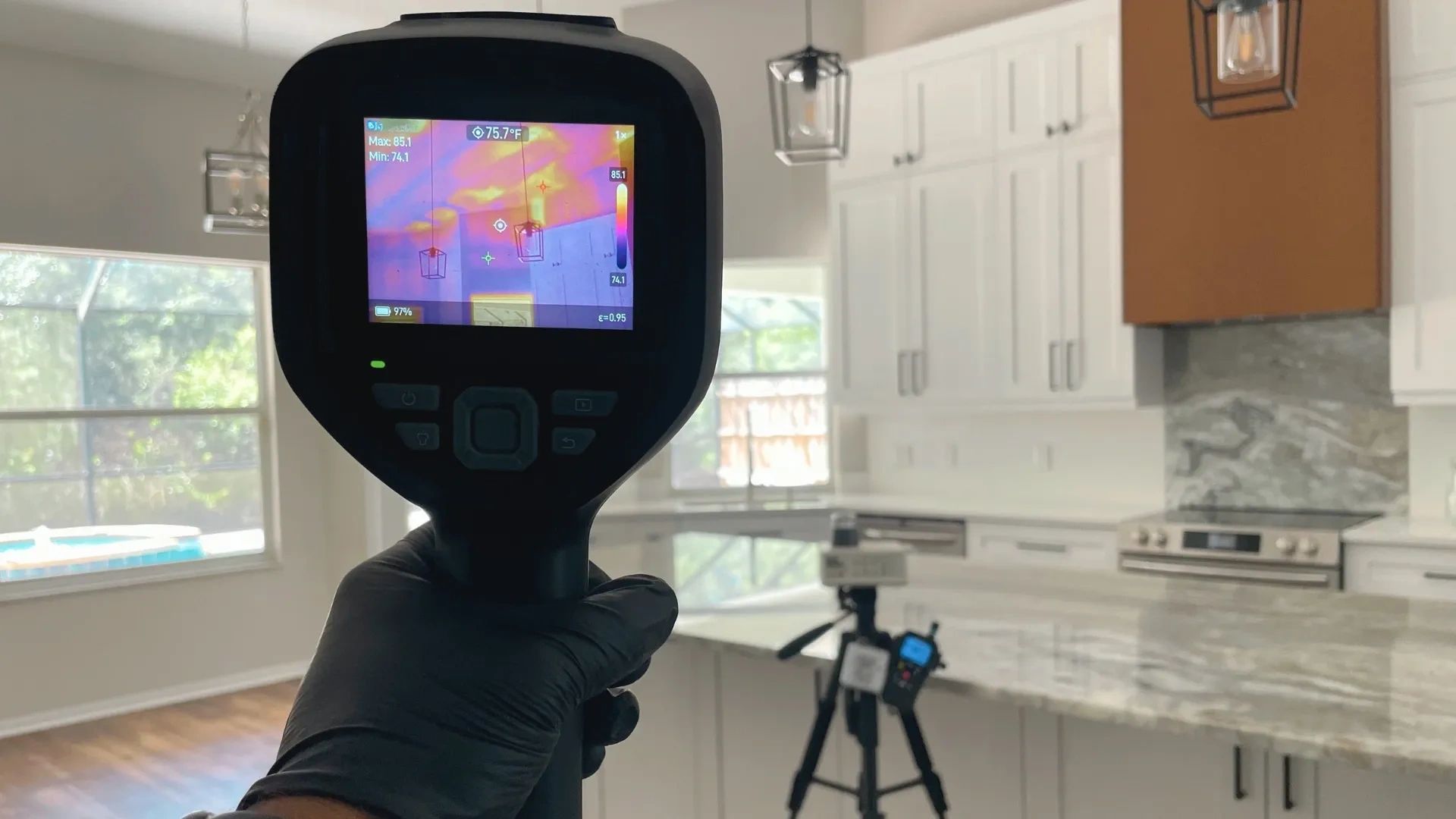 Inspection for mold 