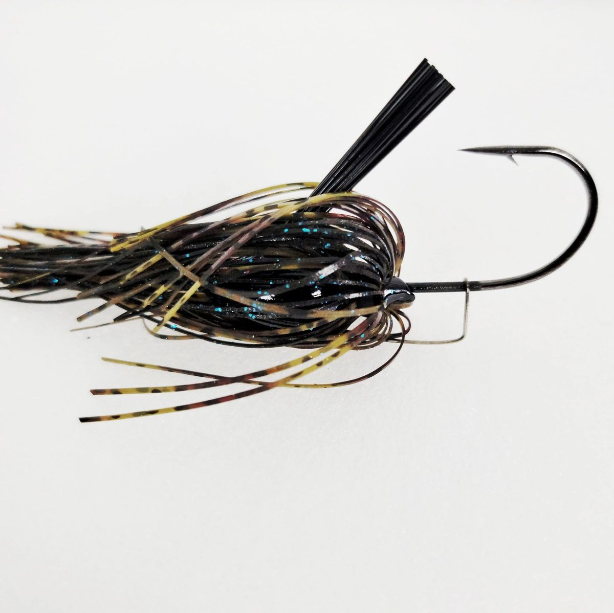 The Bomb Buck Brush 3/4 oz.