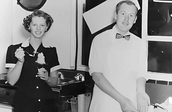 ​Founders Margrete and Robert Davidson in the 1950's

