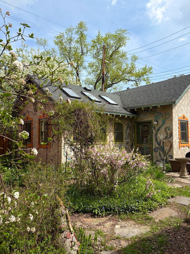 Laurie Eisenhardt's Studio in Spring!
