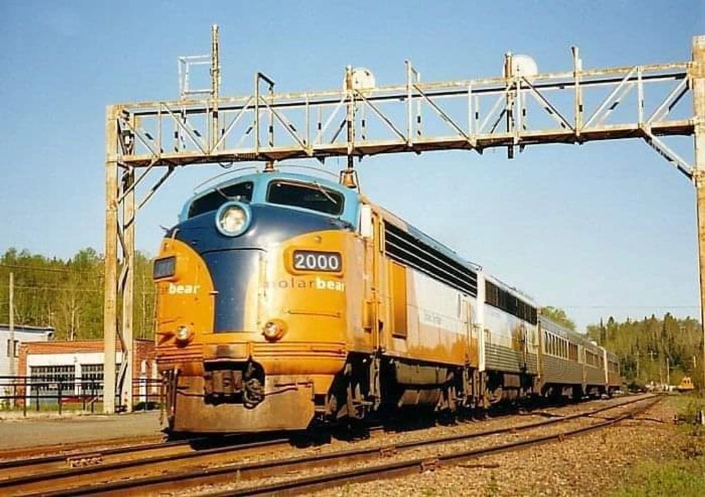 The southbound 422 Northlander rolls into Swastika back in May 2002.