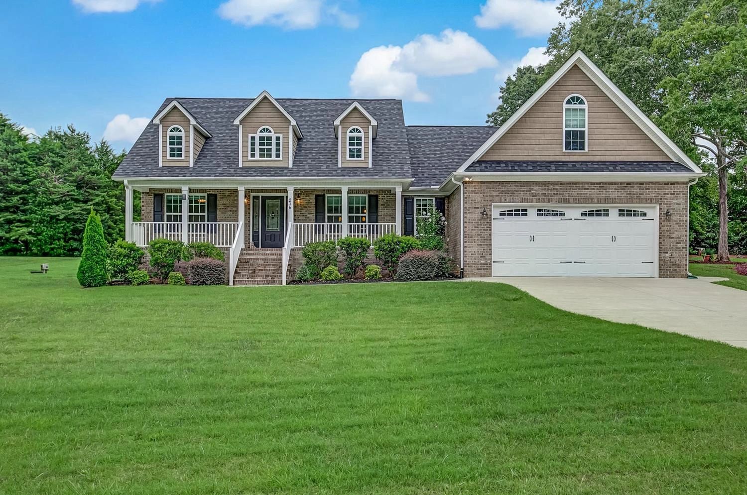Connie DuLany, Real Estate Broker