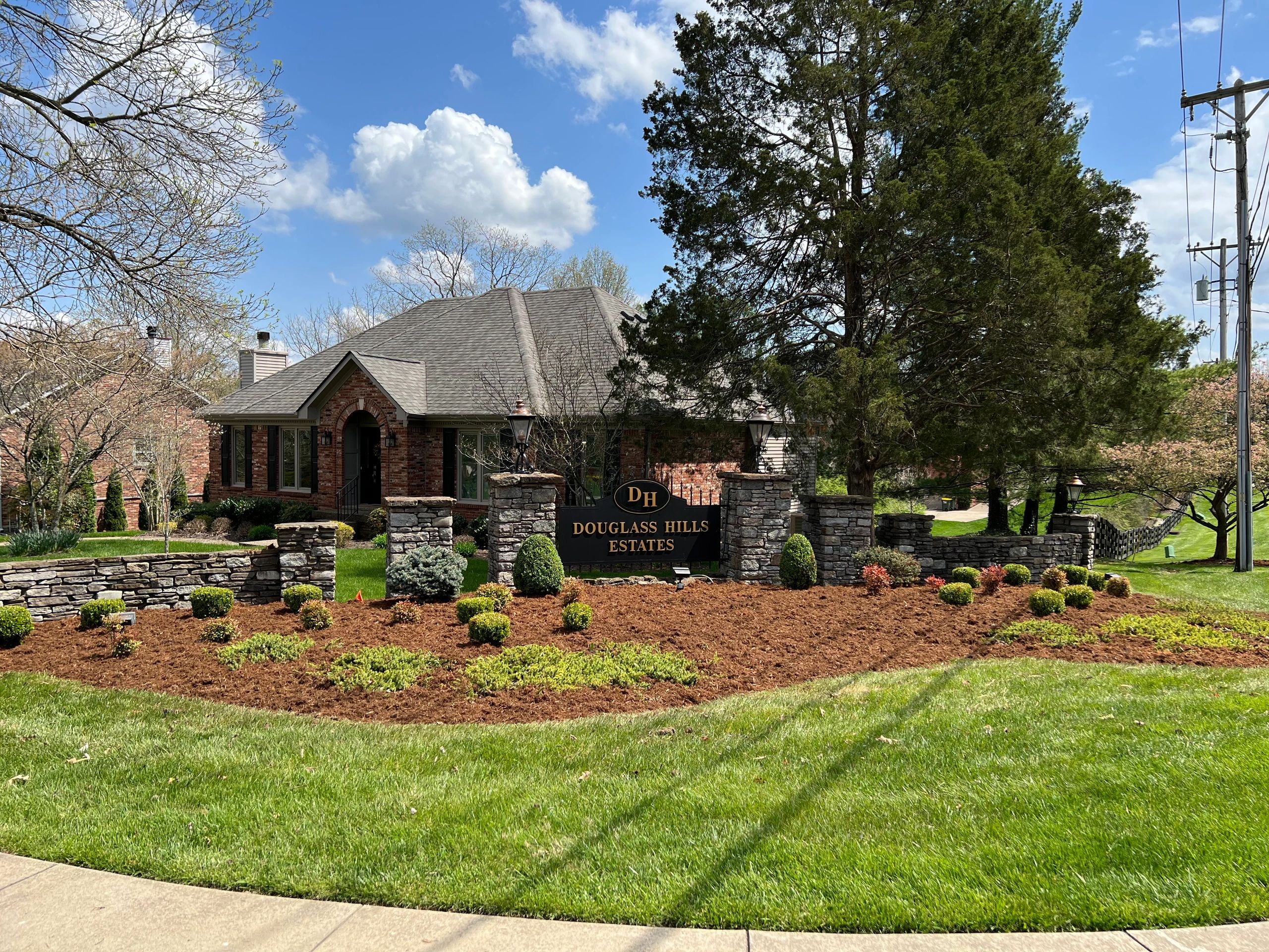 Landscaping Louisville McMillan Landscaping