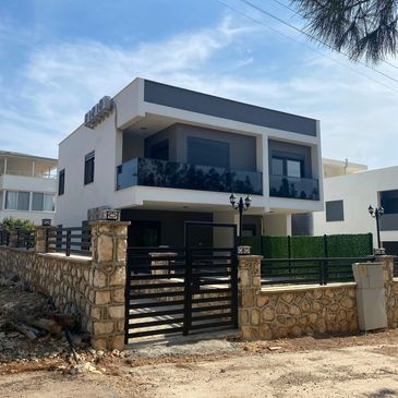 Tisan Life Villa Otel Tisan Tatillerinin Yıldızı ,Tisan Life , Tisan Kiralık Denize sıfır Villa 