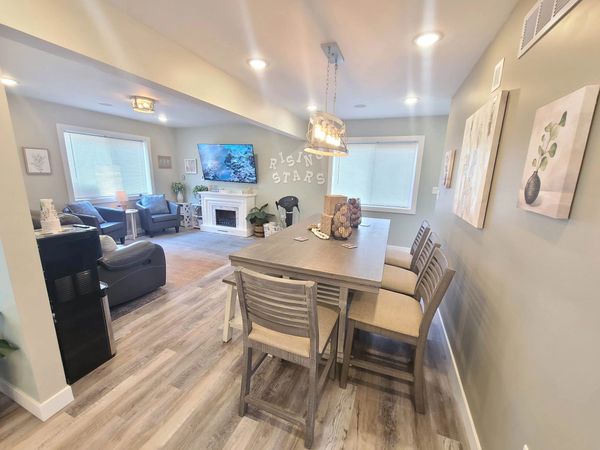 Lake house dining room