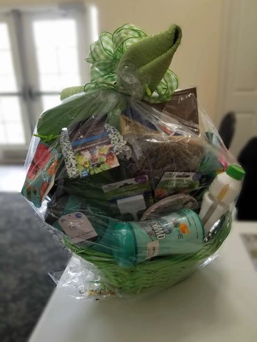 Gardening basket for Raffle Pioneer Garden Club