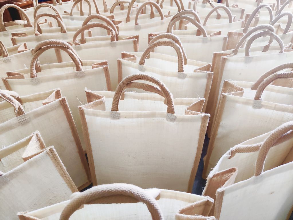 B2B Logistics: Premium Jute Bags Dispatched to Surat, Gujarat