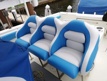 Tufted vinyl boat seat cushions
