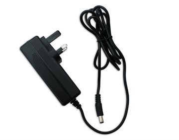 DIGIBYTE 12V Adapter