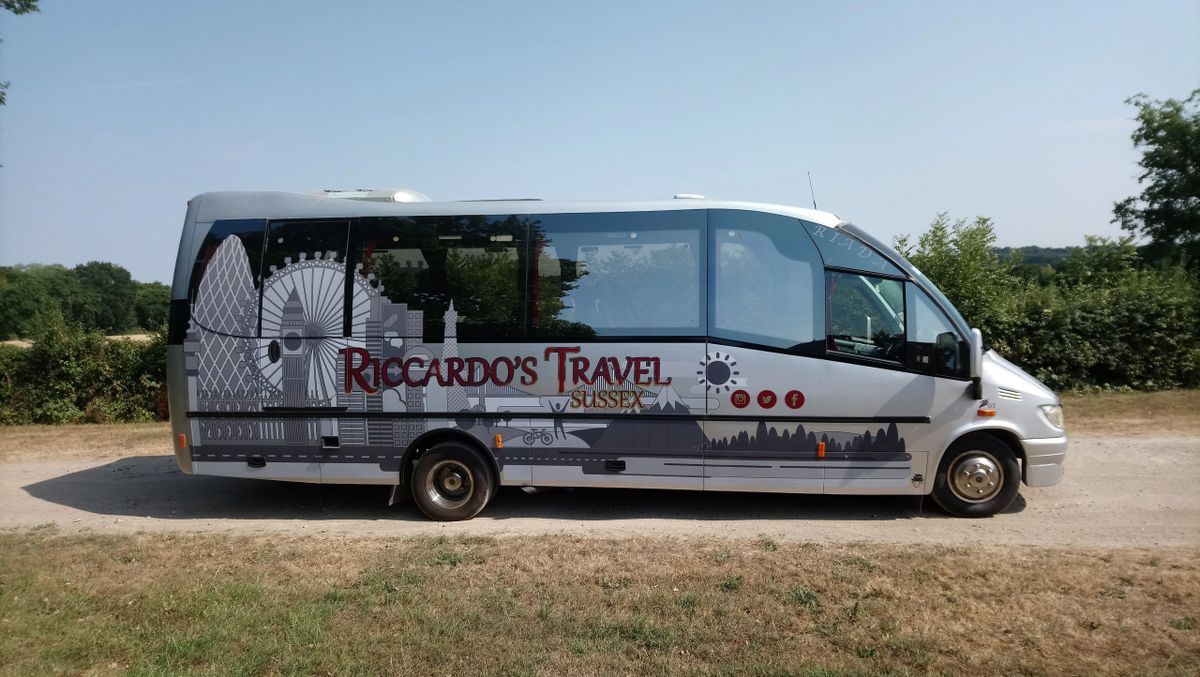 Riccardo's luxury 17-seat coach