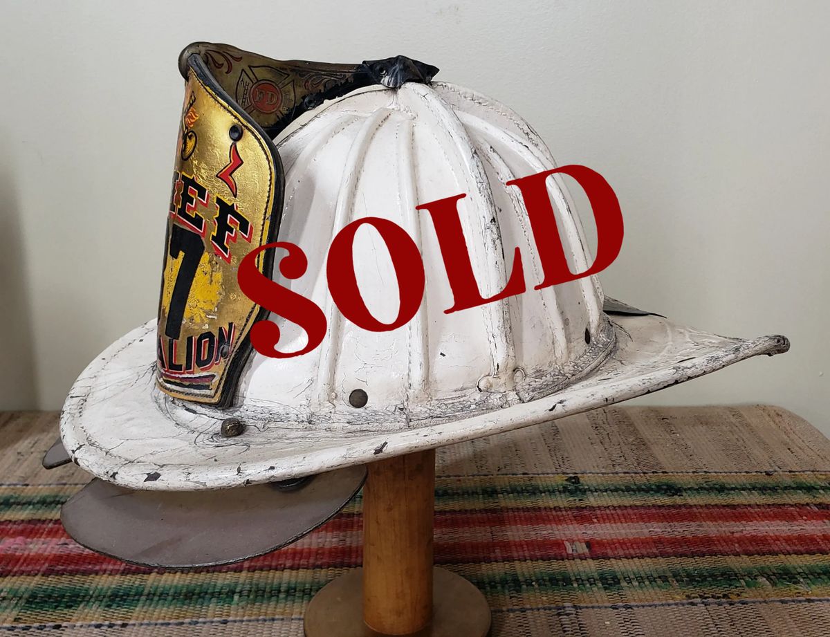 16 Comb Cairns and Brothers FDNY Presentation Leather Helmet