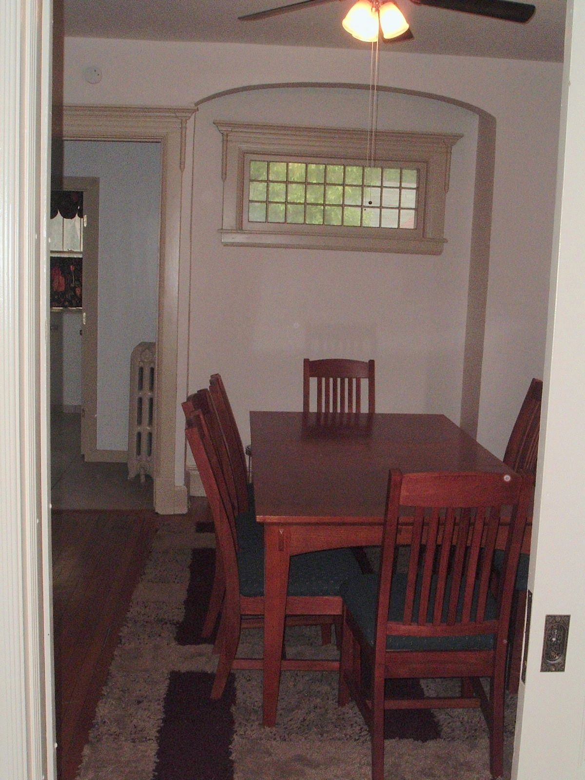 diningroom.JPG