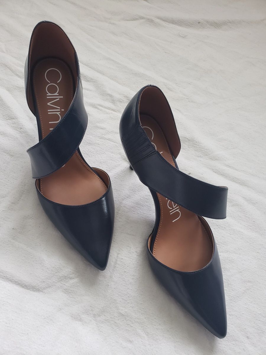 Calvin klein gella pump online