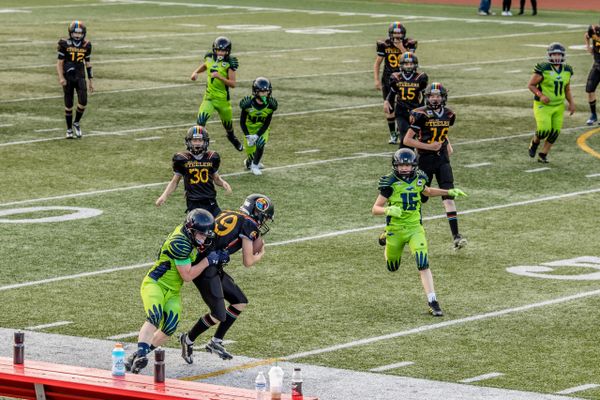 With the help of the Seattle Seahawks and Nike, Mat-Su Sea Hawkers host flag  football clinic in Wasilla, Local Sports News