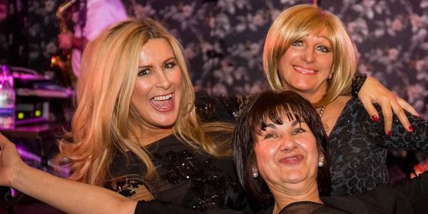 Yvette Royle @ CAFT Charity! don't they look gorgeous?! MMwah!