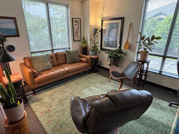 Cozy office 