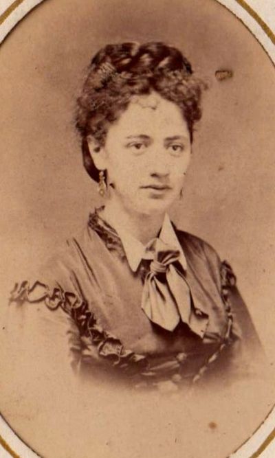 Lizzie Gold Greenwald, about 1870