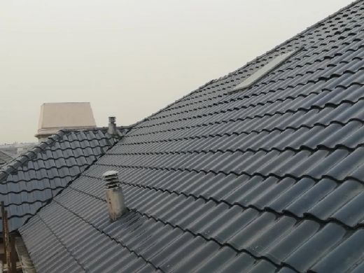 GAJ Hantile solar roof tile, view 8