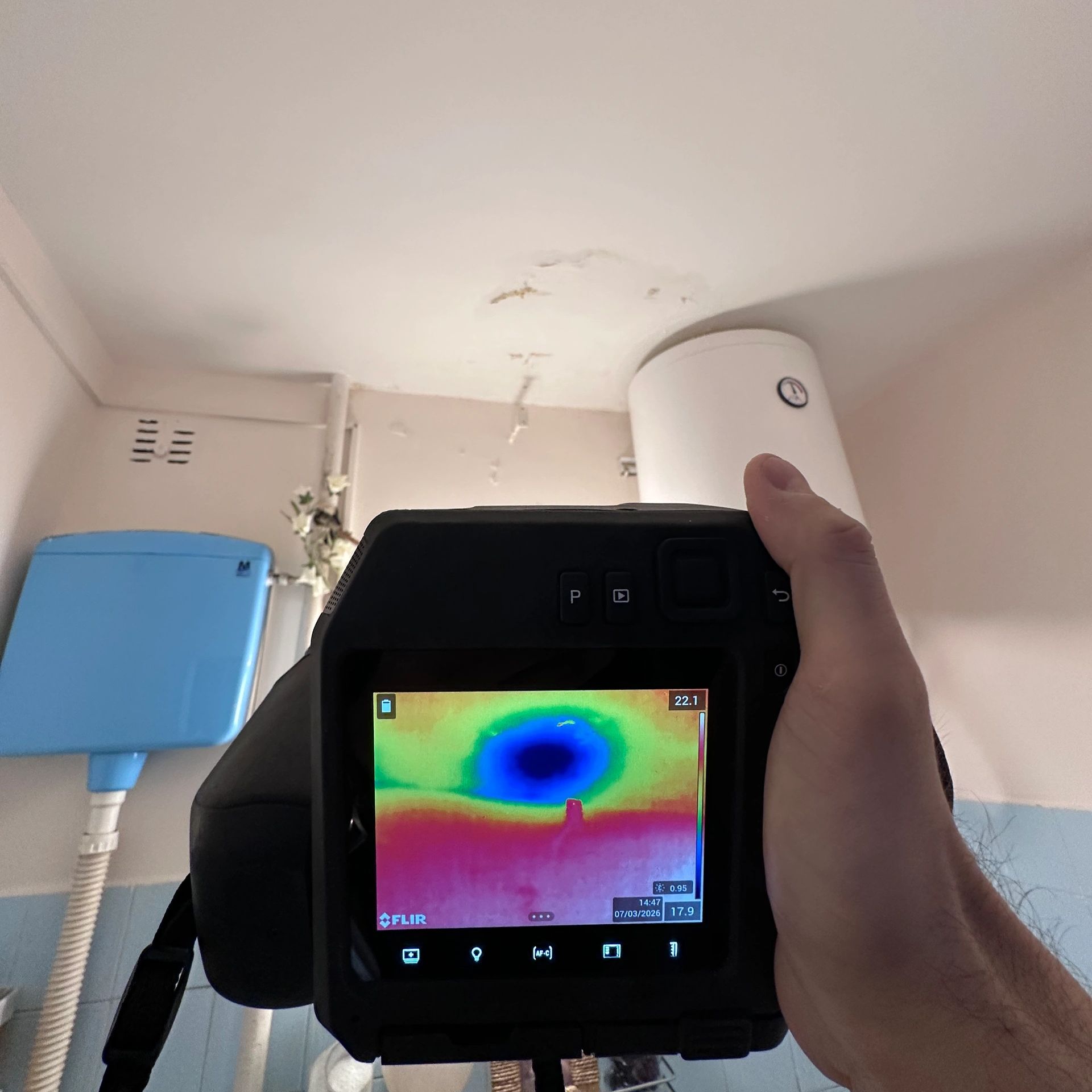 Detekcija curenja vode termovizijskom kamerom u kupatilu – Thermovision026