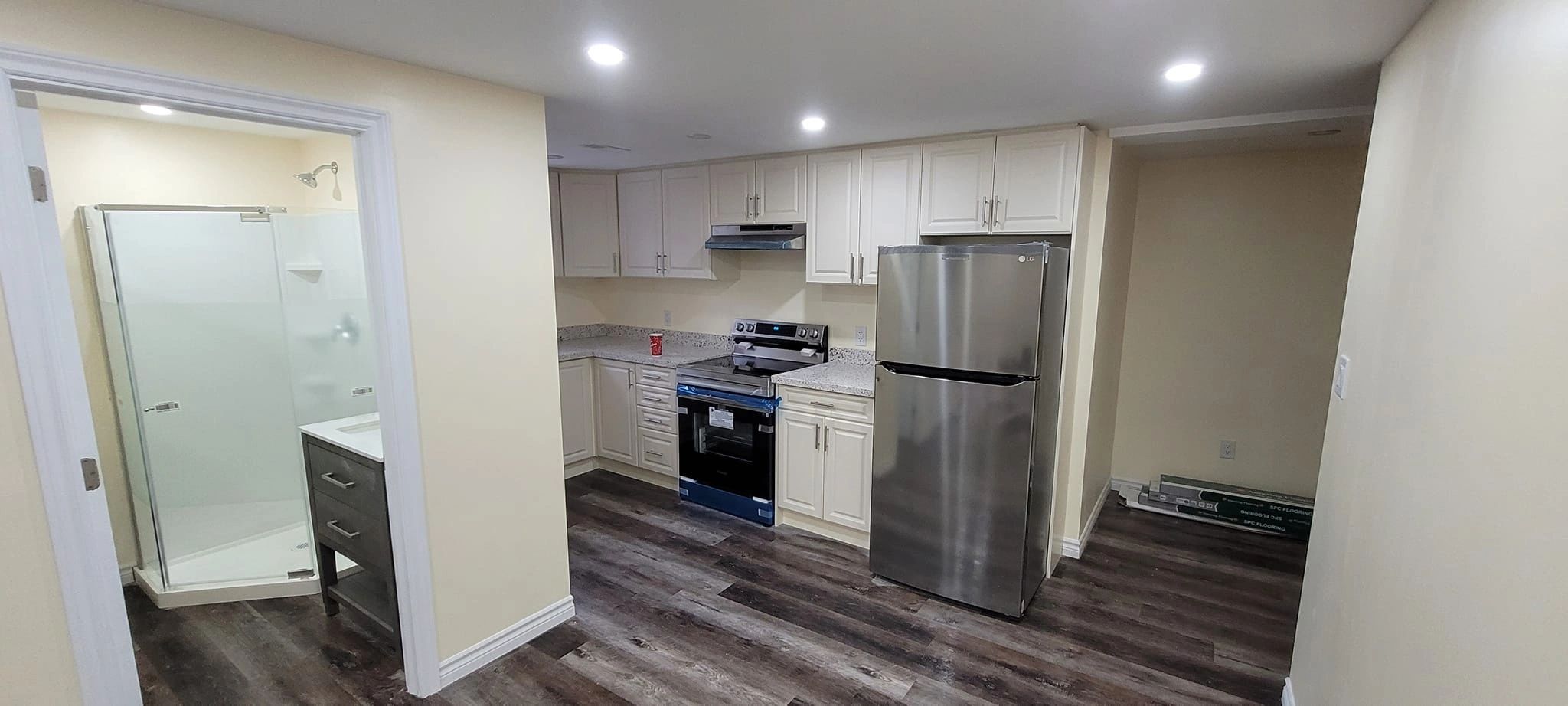 //img1.wsimg.com/isteam/ip/81355eb4-a85c-402a-9ef6-e222d7dceb17/b1.jpeg/:/rs=w:1300,h:800