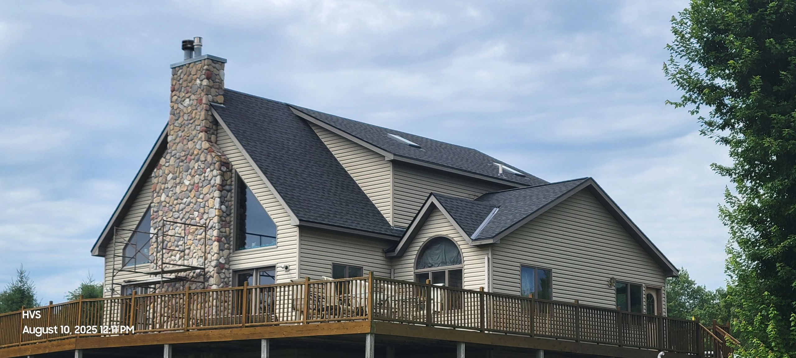 Roof replacement in Oak Grove, Minnesota by licensed contractor