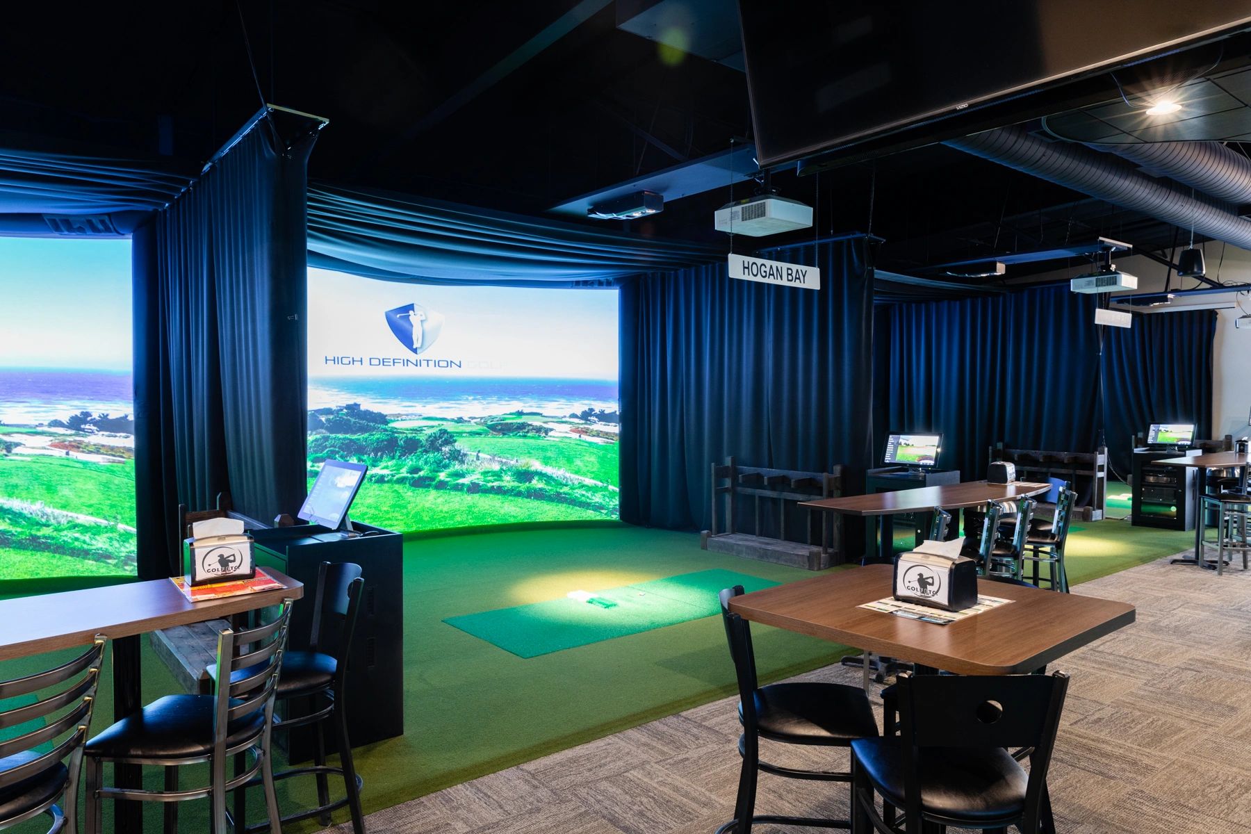 High Definition Golf Simulators
Indoor Golf Center
Lessons
Clubfitting
Club Repair
Golf Equipment