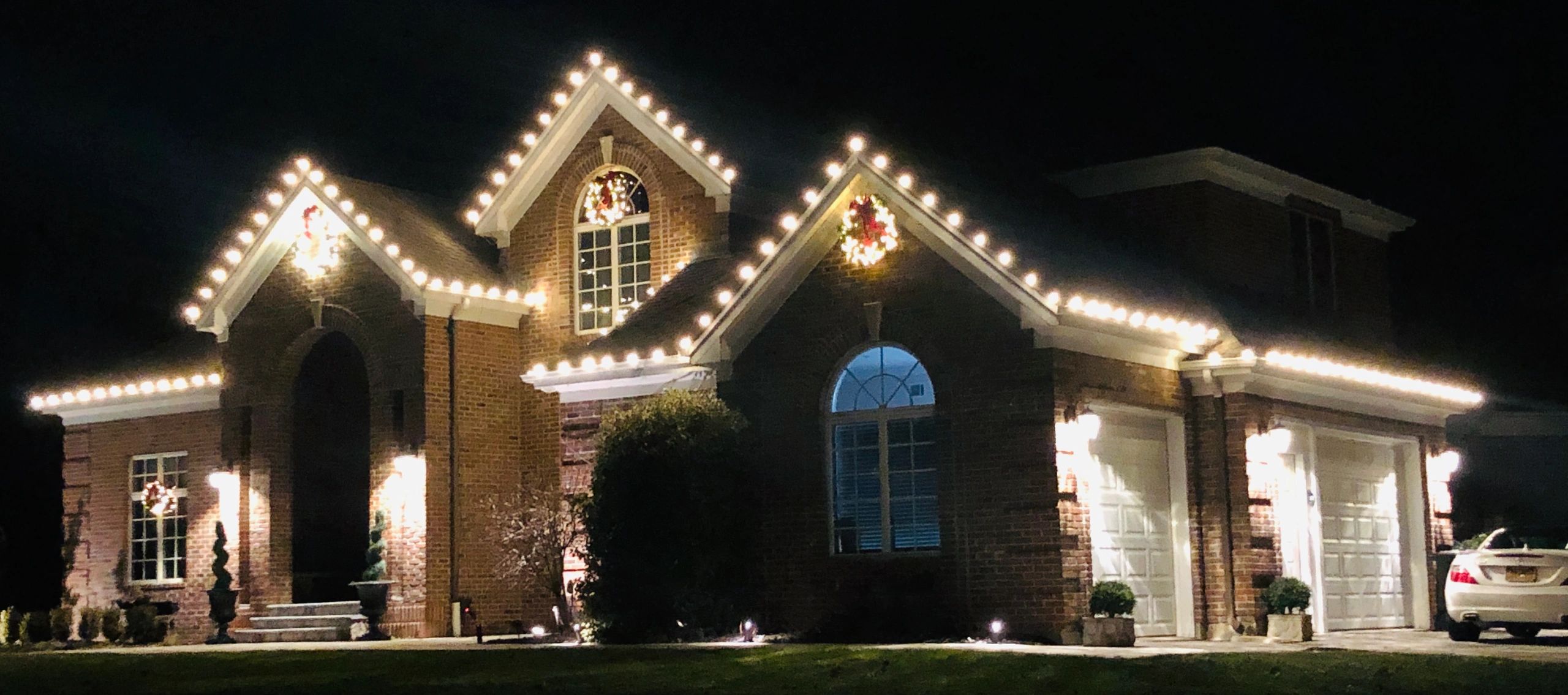 Christmas Holiday Lights Installed - Saint James, Setauket, Stony Brook, Smithtown, Nesconset