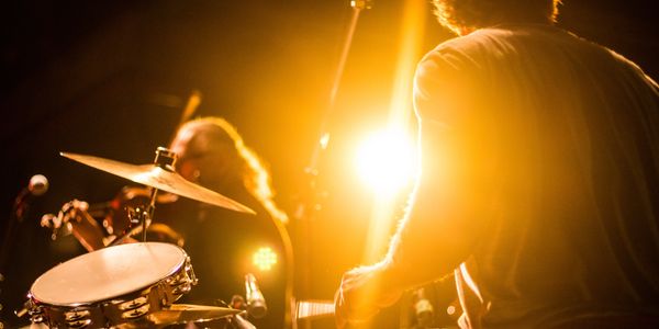 Groove to 60's classics with a live three-piece band at the Summer Showcase!