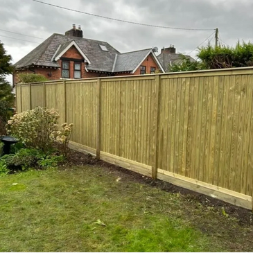 Tongue & Groove Fencing panels along garden boundary