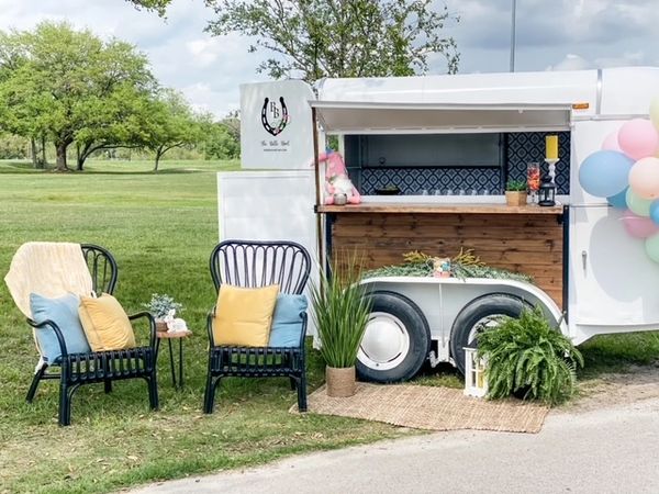 horse trailer bar with decorations