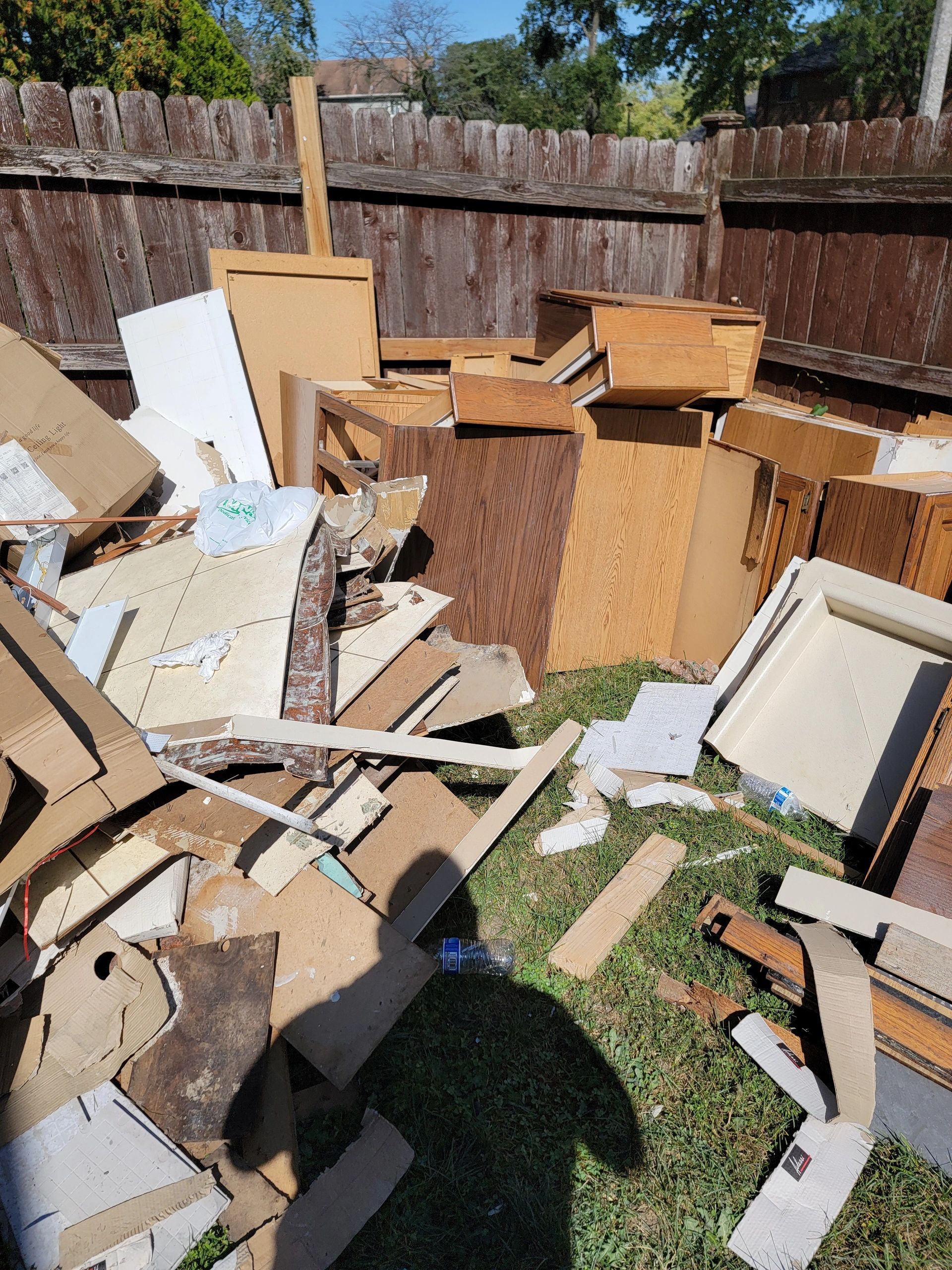 Construction debris removal. Junk removal. Chicago suburbs junk removal