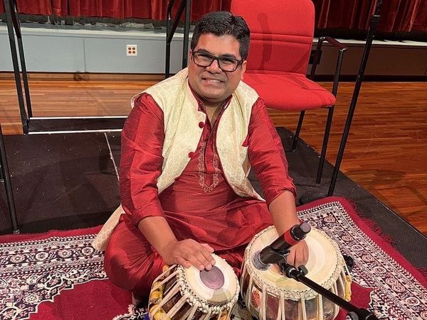Sutanu Sur, Featured guest Tabla artist at the 2022-23 Season opening night for Fox Valley Symphony 
