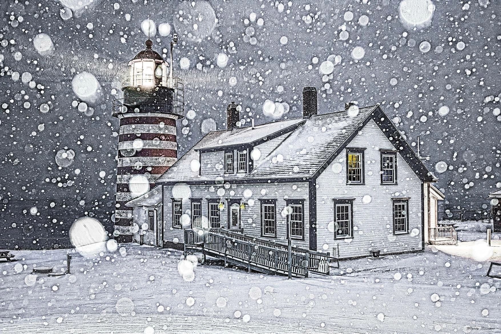 Charles Wysocki Seasonal Splendor West Quoddy Head Light 1000 PC Puzzle